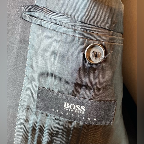 Hugo Boss - “Portman” Blazer - 40R (102cm) - Picture 3 of 4